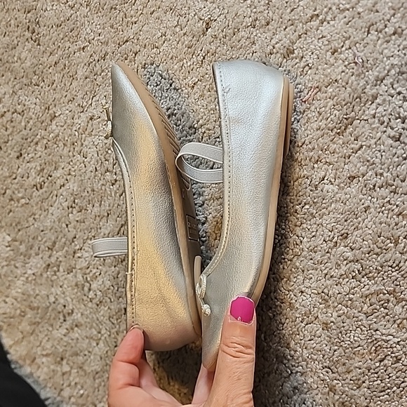 Zoe and Zac size 12 silver shoes - Picture 5 of 9